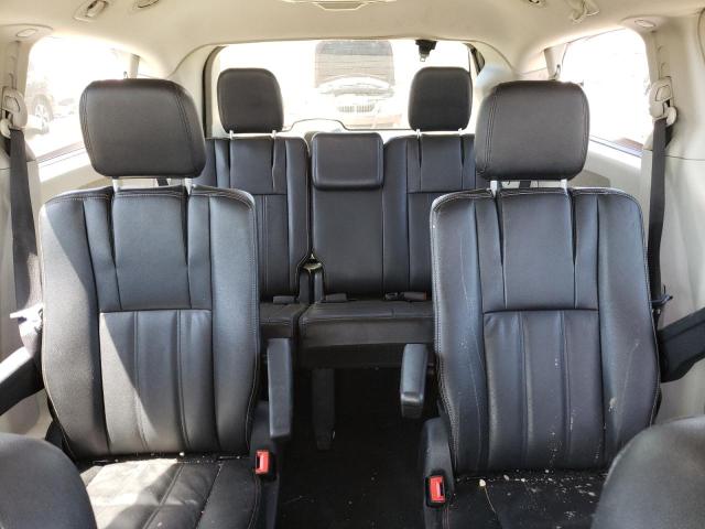 Photo 10 from auction – 2014 CHRYSLER TOWN & COU with VIN 2C4RC1BG1ER444922