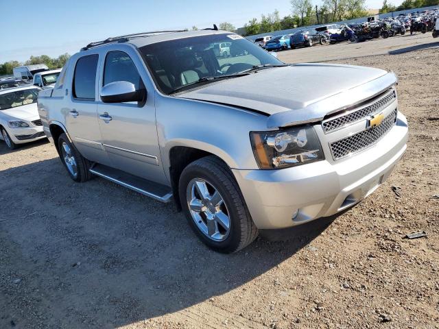 Photo 4 from auction – 2013 CHEVROLET AVALANCHE with VIN 3GNTKGE78DG285156