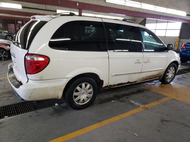Photo 3 from auction – 2006 CHRYSLER TOWN & COU with VIN 2A4GP54L16R773239