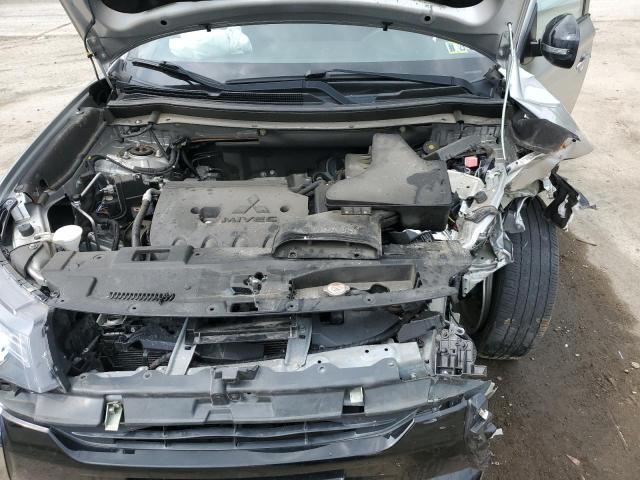 Photo 12 from auction – 2018 MITSUBISHI OUTLANDER with VIN JA4AZ3A37JZ045187