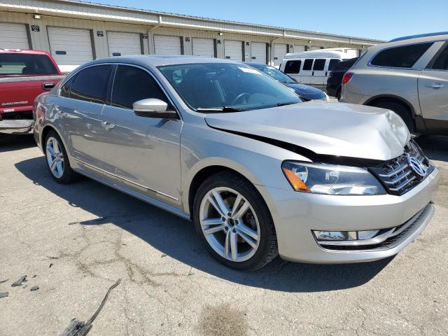 Photo 4 from auction – 2013 VOLKSWAGEN PASSAT SEL with VIN 1VWCN7A31DC032165