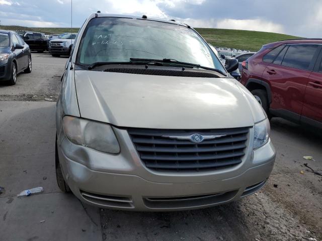 Photo 5 from auction – 2005 CHRYSLER TOWN & COU with VIN 1C4GP45R75B391457