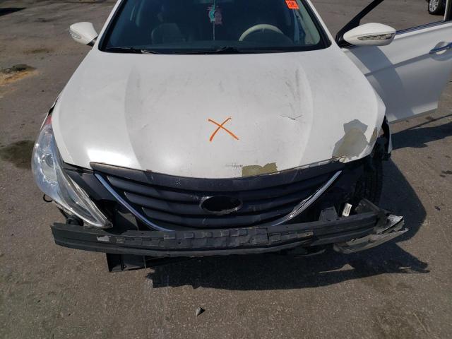 Photo 11 from auction – 2013 HYUNDAI SONATA SE with VIN 5NPEC4AC0DH657418