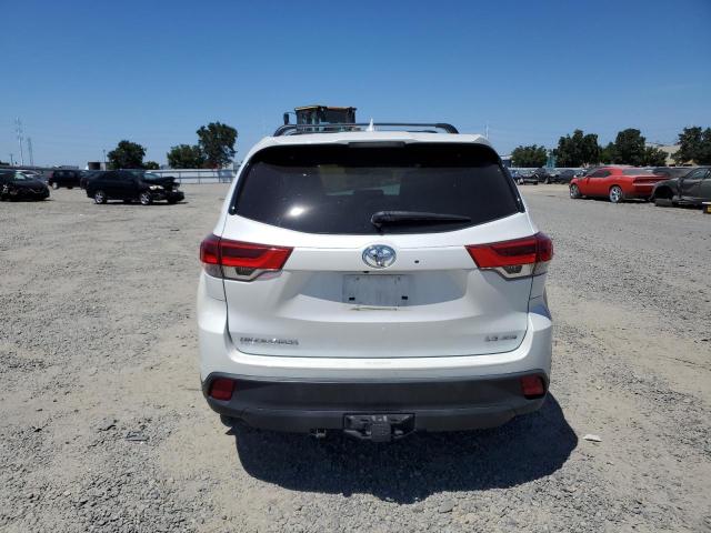 Photo 6 from auction – 2019 TOYOTA HIGHLANDER with VIN 5TDBZRFH6KS716191