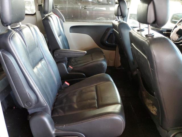 Photo 11 from auction – 2013 CHRYSLER TOWN & COU with VIN 2C4RC1BG7DR774384