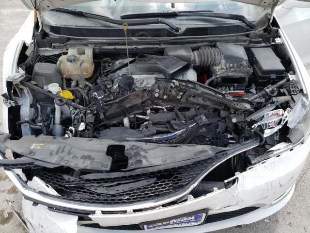 Photo 12 from auction – 2018 CHRYSLER PACIFICA L with VIN 2C4RC1GGXJR305889