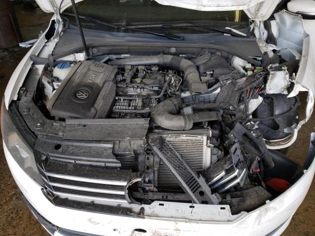 Photo 11 from auction – 2015 VOLKSWAGEN PASSAT S with VIN 1VWAT7A36FC020142