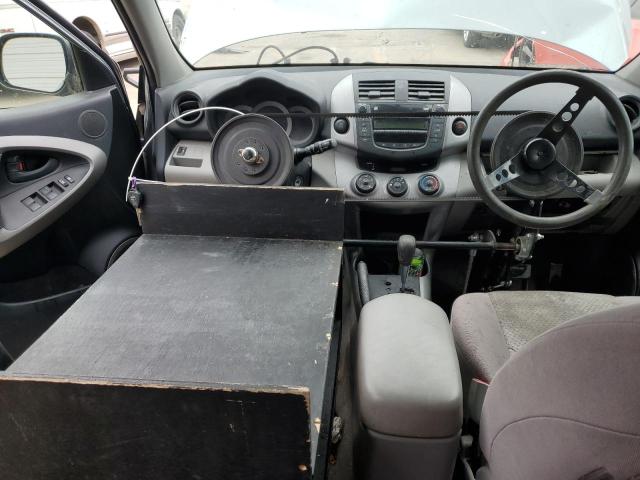 Photo 8 from auction – 2006 TOYOTA RAV4 with VIN JTMBD33V865033684