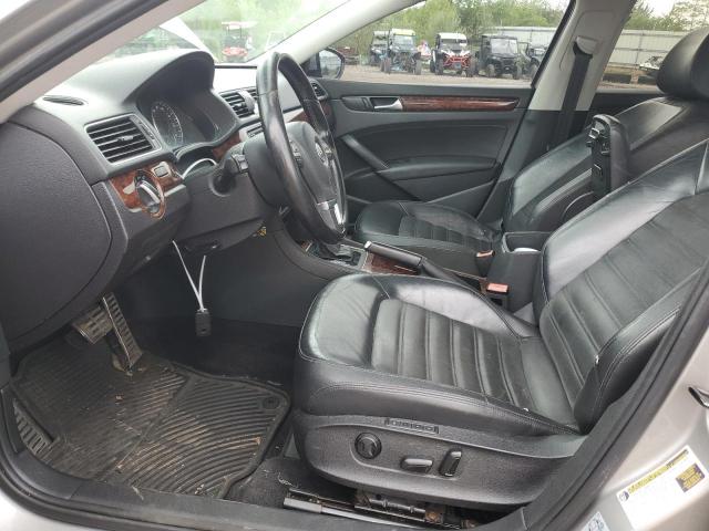 Photo 7 from auction – 2012 VOLKSWAGEN PASSAT SEL with VIN 1VWCH7A38CC003560