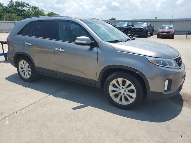 Photo 4 from auction – 2014 KIA SORENTO EX with VIN 5XYKU4A72EG462335