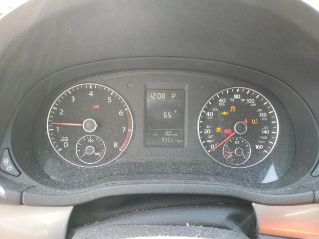 Photo 9 from auction – 2015 VOLKSWAGEN PASSAT S with VIN 1VWAT7A37FC098137