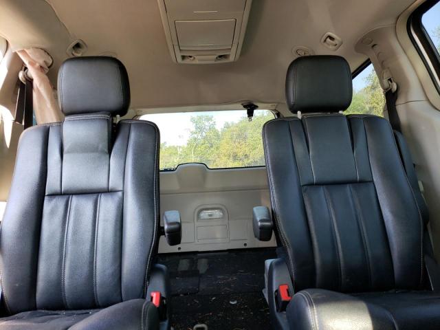 Foto 10 de la subasta – 2016 CHRYSLER TOWN & COU con VIN 2C4RC1BG2GR291387