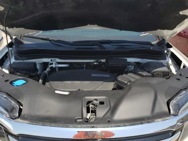 Photo 11 from auction – 2016 HONDA PILOT TOUR with VIN 5FNYF5H9XGB028255