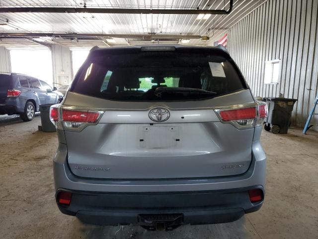 Photo 6 from auction – 2015 TOYOTA HIGHLANDER with VIN 5TDJKRFH3FS200330
