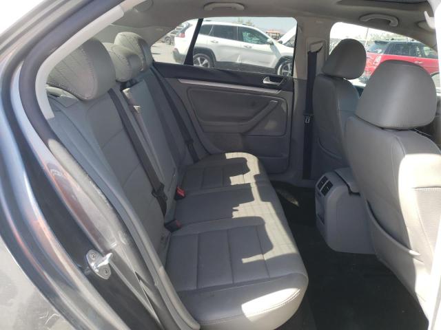 Photo 10 from auction – 2007 VOLKSWAGEN JETTA WOLF with VIN 3VWEF71K07M164611