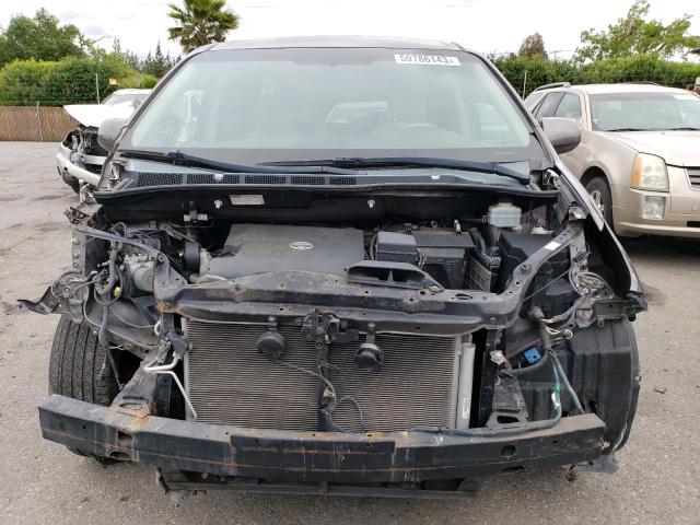 Photo 5 from auction – 2013 TOYOTA SIENNA LE with VIN 5TDKK3DC5DS357220