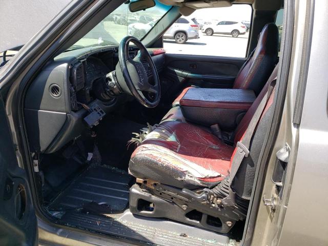 Photo 7 from auction – 2001 CHEVROLET SILVERADO with VIN 2GCEC19V411358418
