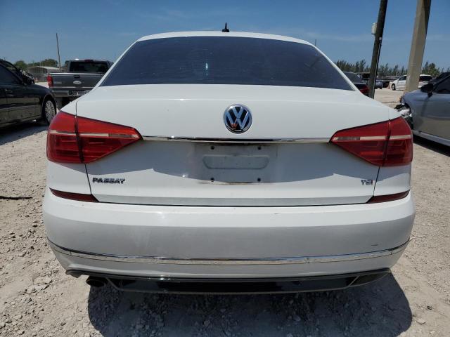 Photo 6 from auction – 2016 VOLKSWAGEN PASSAT with VIN 1VWAT7A30GC058922
