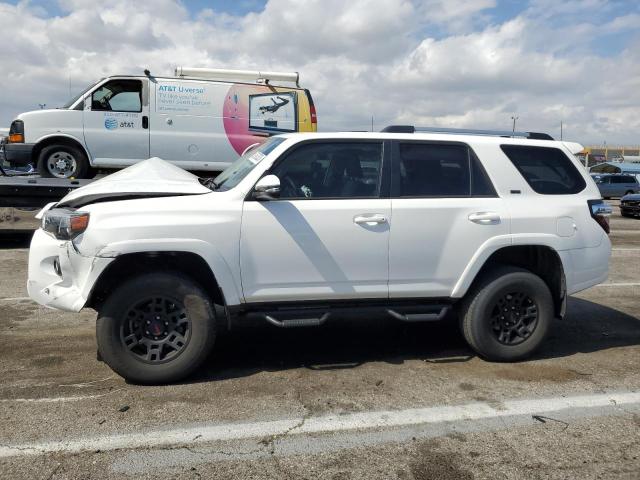 Zdjęcie 1 z aukcji – 2019 TOYOTA 4RUNNER SR z VIN JTEBU5JR4K5709331