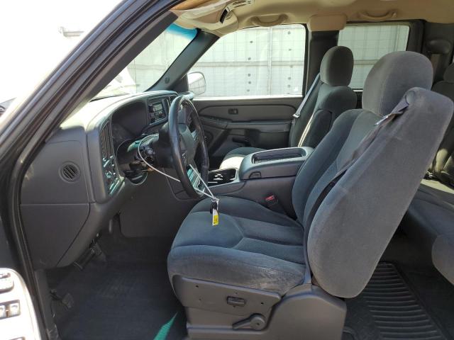 Photo 7 from auction – 2004 CHEVROLET SILVERADO with VIN 2GCEC19T641252040