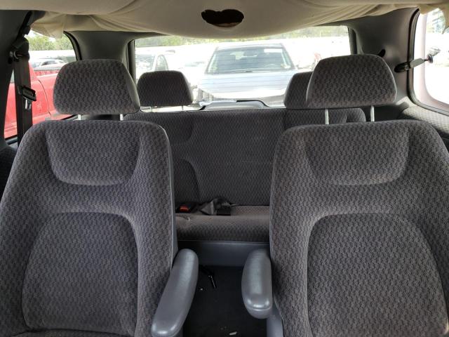 Photo 10 from auction – 2000 DODGE CARAVAN SE with VIN 2B4GP45G7YR745124