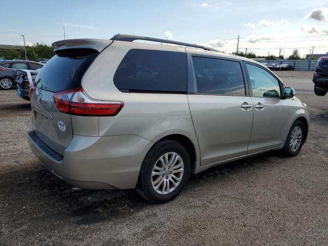 Photo 3 from auction – 2016 TOYOTA SIENNA XLE with VIN 5TDYK3DC1GS744765