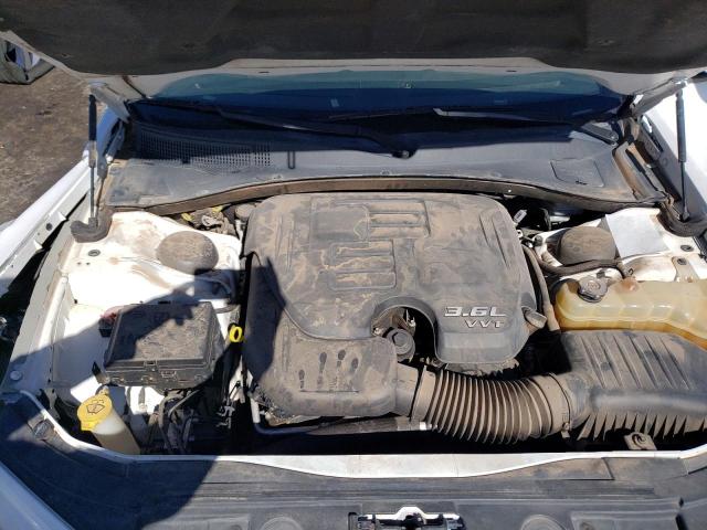 Photo 11 from auction – 2011 CHRYSLER 300 LIMITE with VIN 2C3CA5CG0BH528138