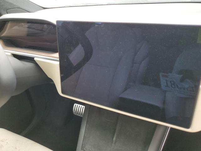 Photo 9 from auction – 2022 TESLA MODEL X with VIN 7SAXCBE52NF329266