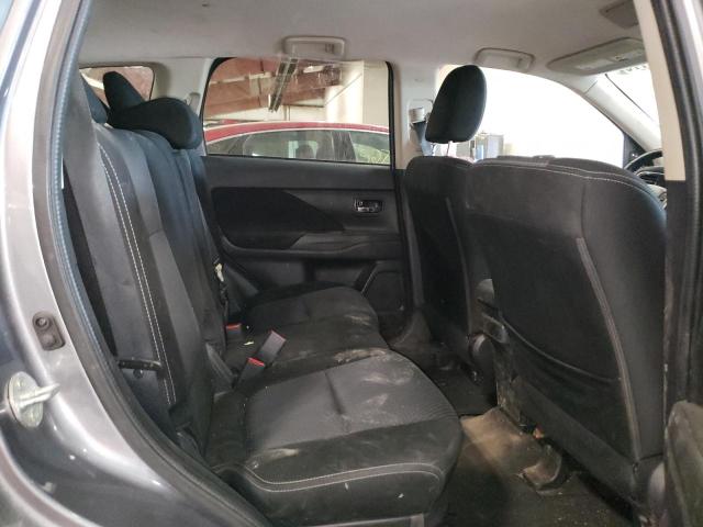 Photo 11 from auction – 2016 MITSUBISHI OUTLANDER with VIN JA4AD3A39GZ053847