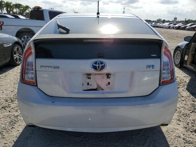 Photo 6 from auction – 2013 TOYOTA PRIUS with VIN JTDKN3DU5D5647642