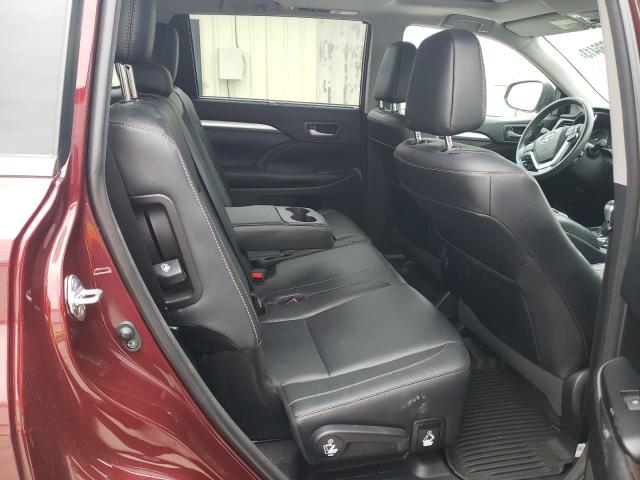 Photo 11 from auction – 2018 TOYOTA HIGHLANDER with VIN 5TDJZRFH5JS847607