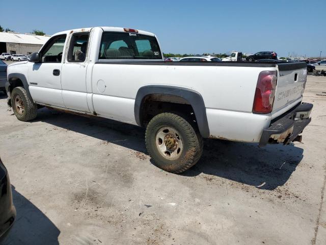 Photo 2 from auction – 2003 CHEVROLET SILVERADO with VIN 1GCHC29U33E192064