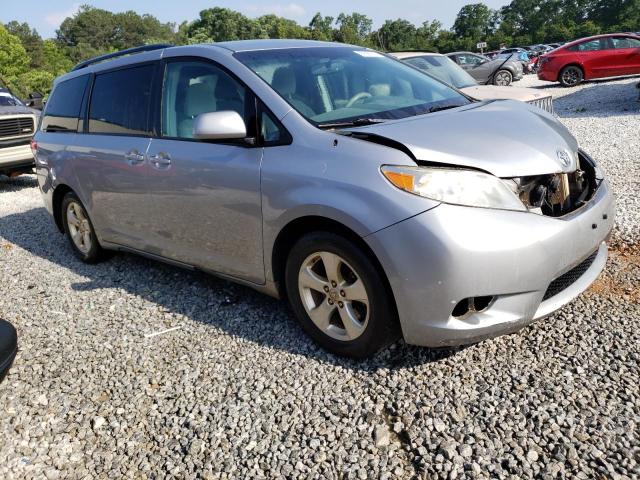 Photo 4 from auction – 2014 TOYOTA SIENNA LE with VIN 5TDKK3DC6ES461197