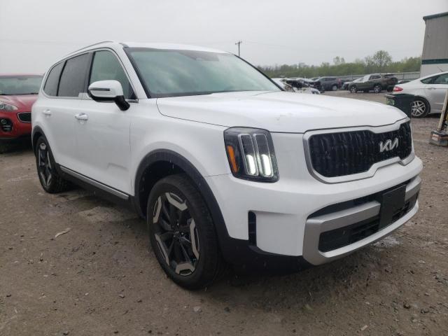 Photo 4 from auction – 2023 KIA TELLURIDE with VIN 5XYP3DGCXPG369692