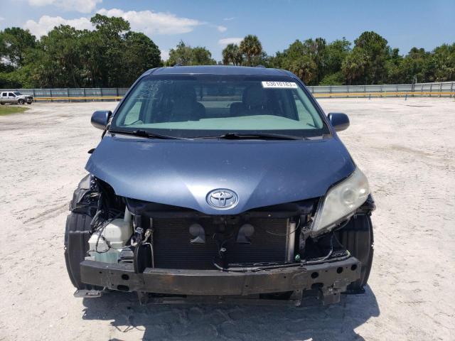 Photo 5 from auction – 2017 TOYOTA SIENNA XLE with VIN 5TDYZ3DC6HS778634