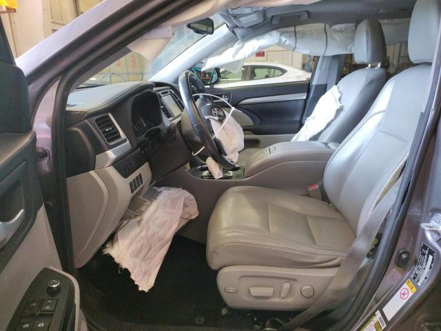 Photo 7 from auction – 2016 TOYOTA HIGHLANDER with VIN 5TDJKRFH3GS296039