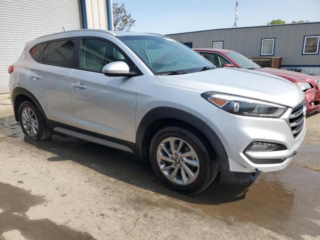 Photo 4 from auction – 2017 HYUNDAI TUCSON LIM with VIN KM8J3CA40HU394288