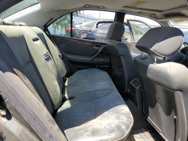 Photo 10 from auction – 2002 MERCEDES-BENZ E 320 with VIN WDBJF65J02B489030