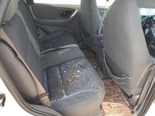 Photo 10 from auction – 2001 FORD ESCAPE XLT with VIN 1FMYU03161KB04392