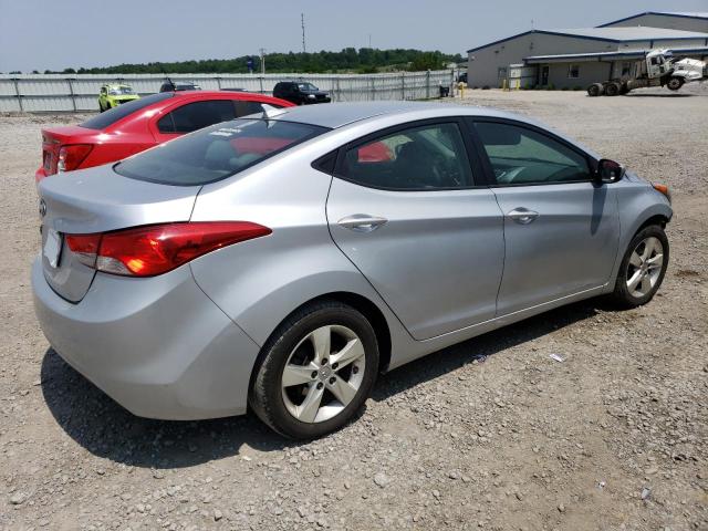 Photo 3 from auction – 2012 HYUNDAI ELANTRA GL with VIN 5NPDH4AE8CH099296