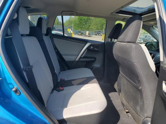 Photo 11 from auction – 2017 TOYOTA RAV4 XLE with VIN JTMRFREV7HD204426