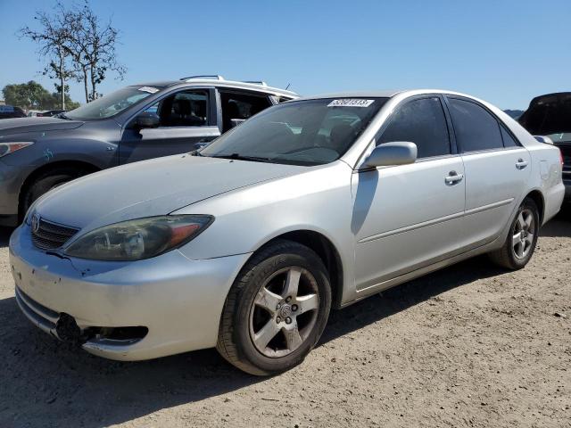 TOYOTA CAMRY LE 2004 with VIN 4T1BE32K64U807448 - Photo from auction