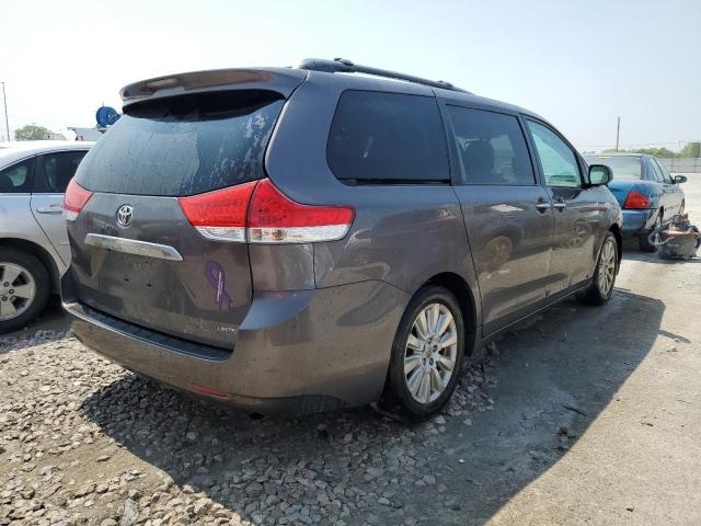 Photo 3 from auction – 2012 TOYOTA SIENNA XLE with VIN 5TDYK3DC3CS215182
