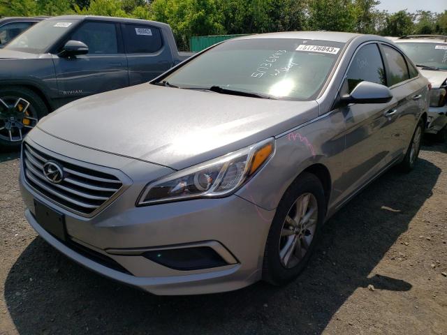 HYUNDAI SONATA SE 2017 with VIN 5NPE24AF2HH565326 - Photo from auction