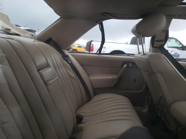 Photo 10 from auction – 1992 MERCEDES-BENZ 190 E 2.6 with VIN WDBDA29D8NF890914