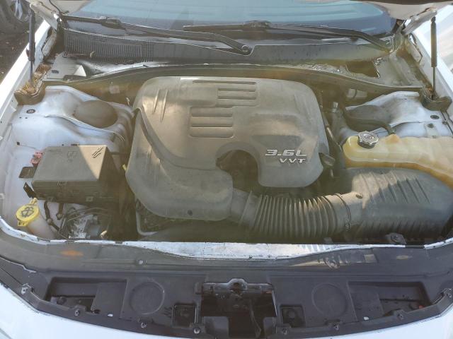 Photo 11 from auction – 2016 CHRYSLER 300C with VIN 2C3CCAEG7GH190096