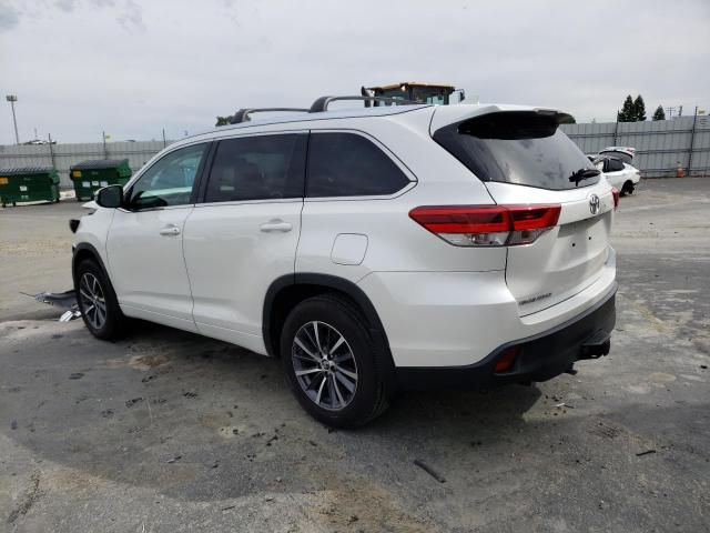 Photo 2 from auction – 2018 TOYOTA HIGHLANDER with VIN 5TDJZRFH1JS545196