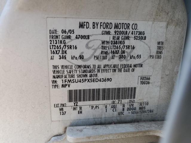 Photo 14 from auction – 2005 FORD EXCURSION with VIN 1FMSU45PX5ED43690