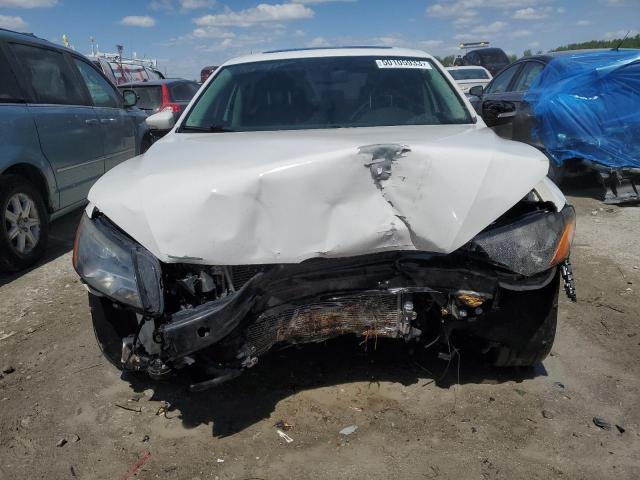 Photo 5 from auction – 2014 VOLKSWAGEN PASSAT SE with VIN 1VWBN7A35EC079499