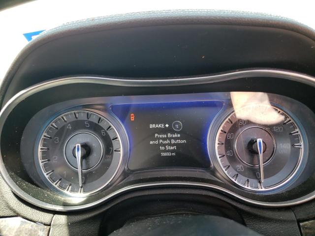 Photo 9 from auction – 2020 CHRYSLER 300 LIMITE with VIN 2C3CCAEG8LH127941
